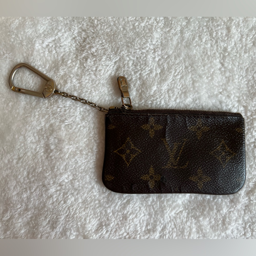 SOLD - Louis Vuitton Monogram Key Cles Pouch